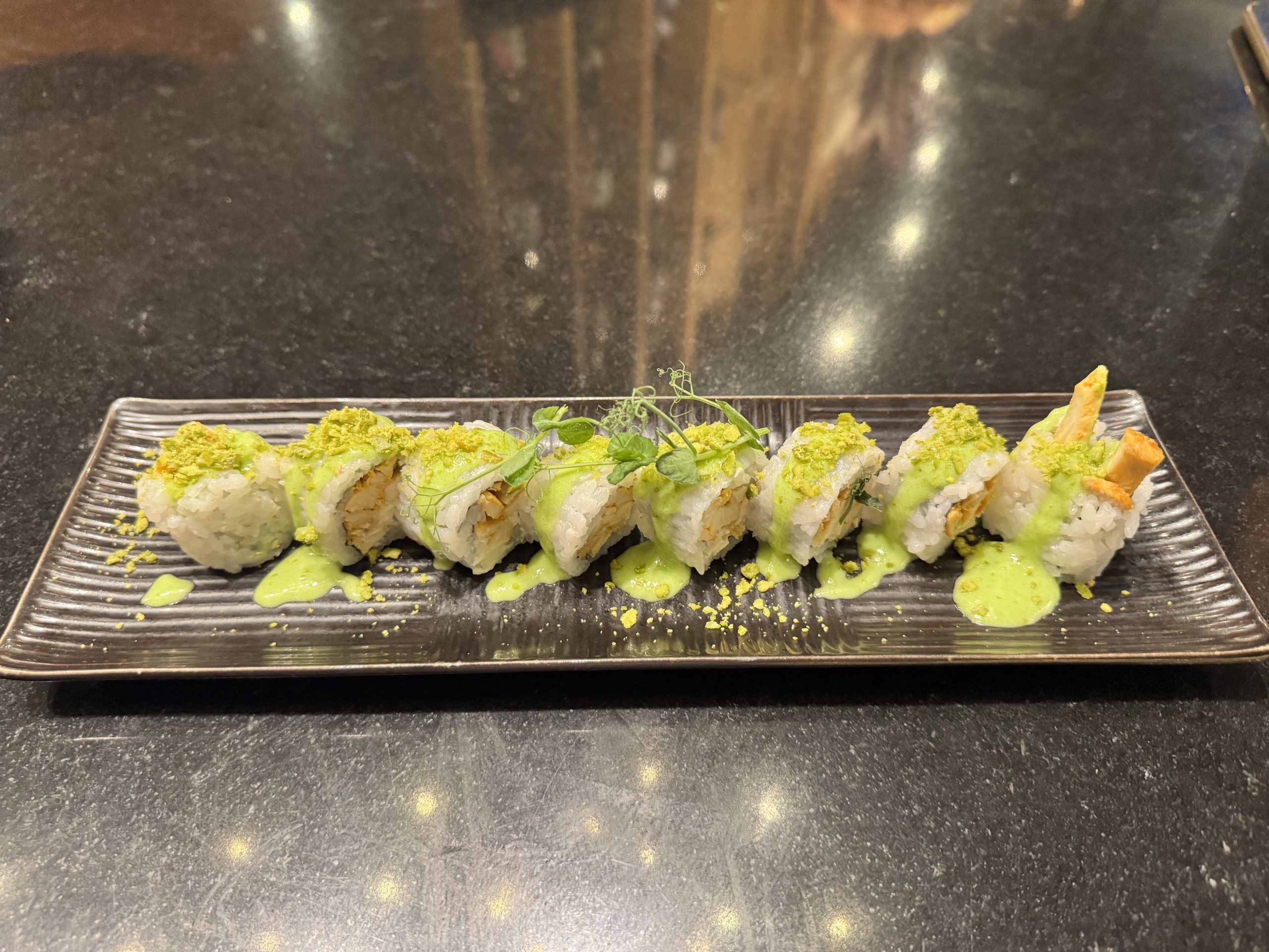M12. EMERALD ROLL